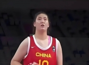 爱游戏体育官方入口-尽力！张子宇在场时中国女篮净胜6分，张子宇下场后净负15分