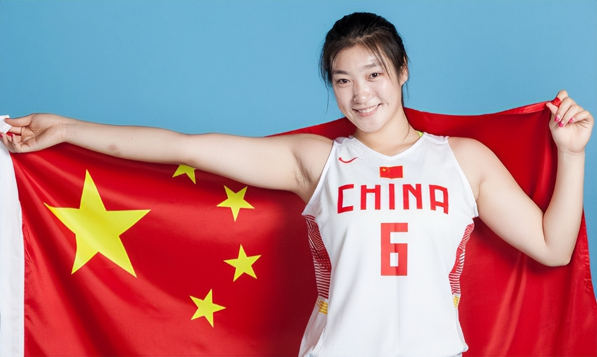 李梦22年女篮世预赛个人集锦，对阵马里砍下15分6助攻