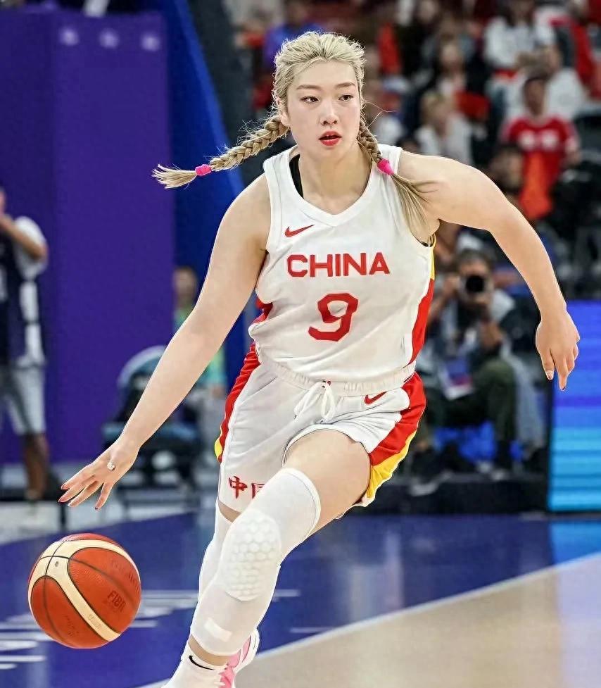 22年女篮世界杯回顾：李梦23分，中国胜法国进入半决赛