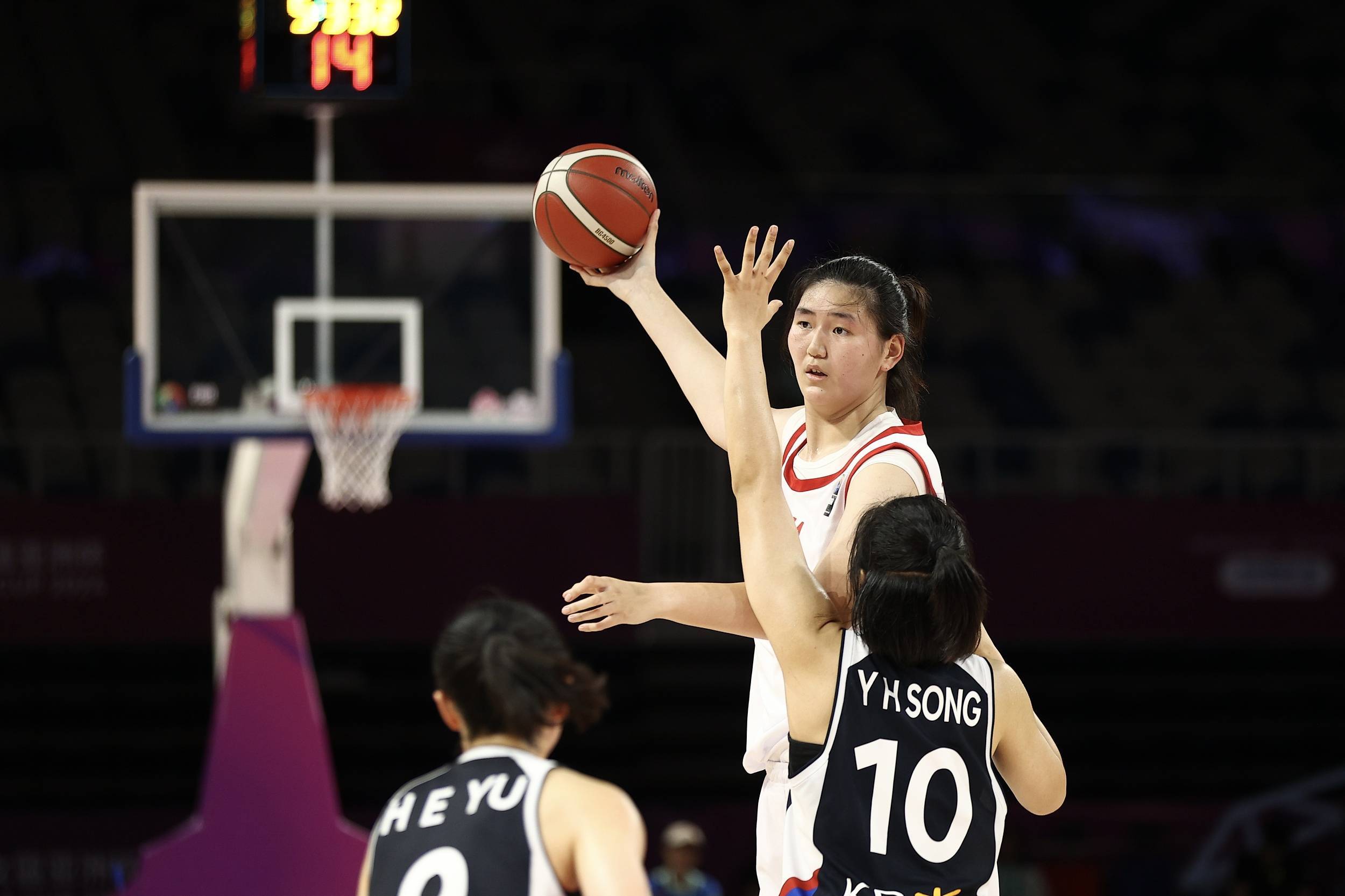 19:30直播女篮亚洲杯：中国女篮VS印尼