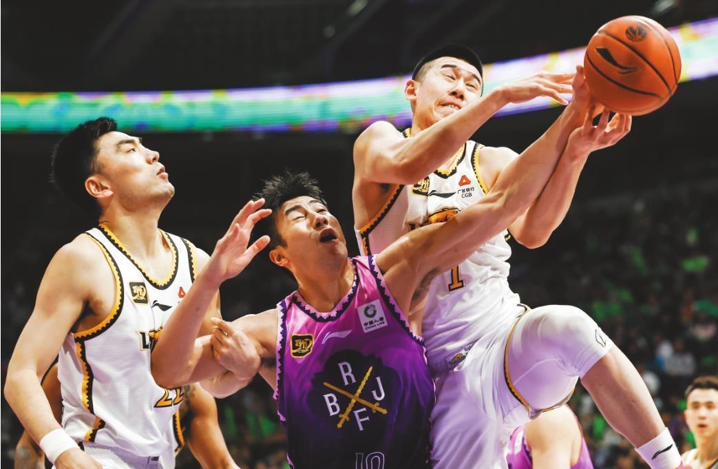 关于乌克兰队横扫诺福克，欧预赛豪取两连胜的信息